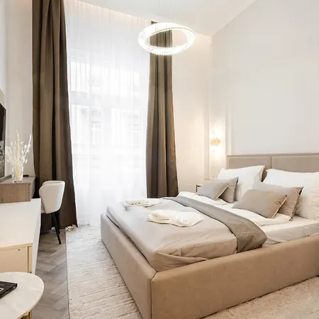 A20 - Boutique Location, By Bqa بودابست