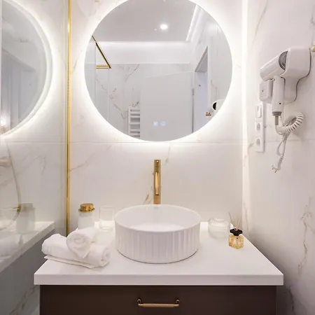A20 - Boutique Location, By Bqa Budapest