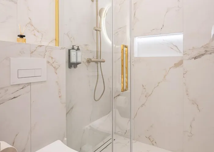 A20 - Boutique Location, By Bqa Будапешт