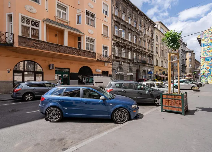 A20 - Boutique Location, By Bqa Budapest